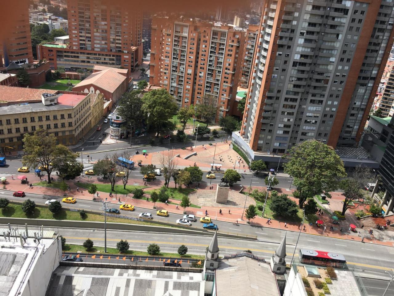 Enjoy In Bogota Hotel Exterior photo